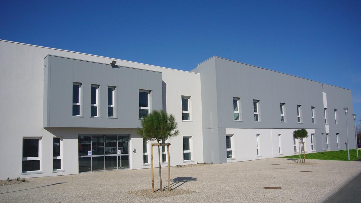 Construction de centres d'hébergements et de soins gériatriques à Rochefort
