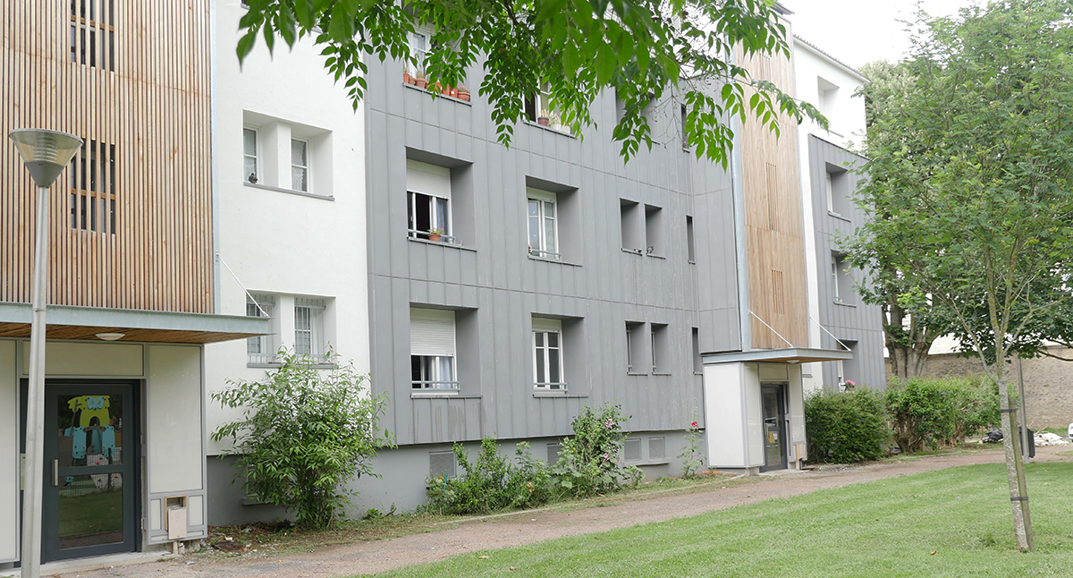 Iléana POPEA / Réhabilitation d'une résidence de 24 logements à Rochefort 