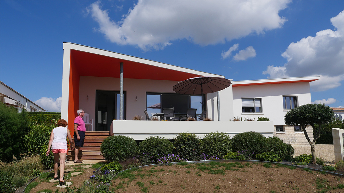 Villa CH. - Extension et rénovation d'une villa années 50