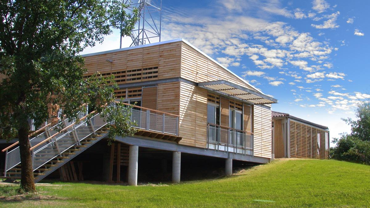 Iléana POPEA / Construction d'une Maison de la forêt à Montlieu-la-Garde