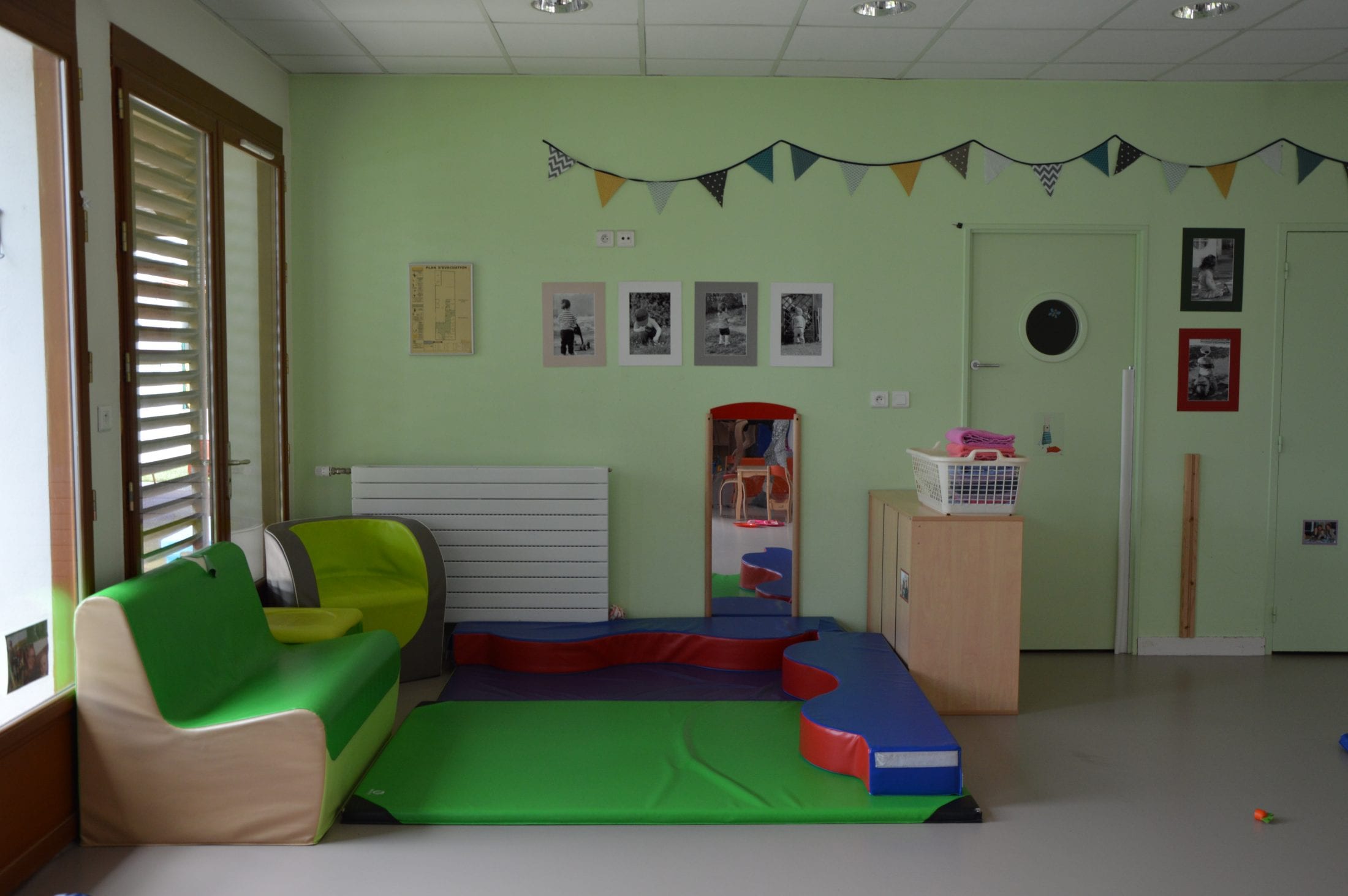 Iléana POPEA / CONSTRUCTION D'UNE CRECHE